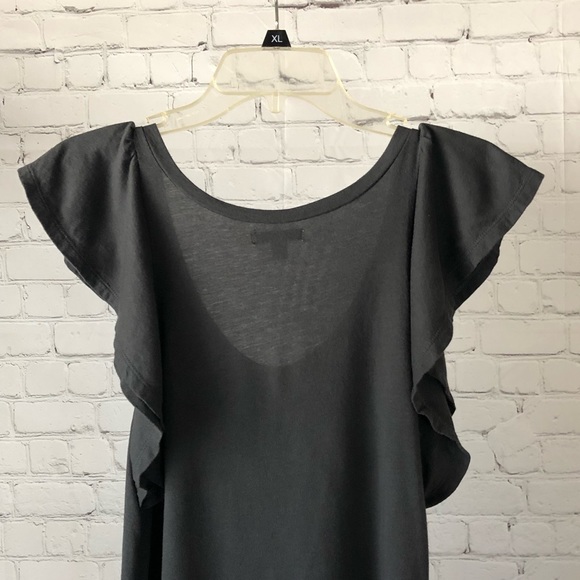 Women's American Eagle Outfitters gun metal gray blouse with shark bite hemline. - Picture 6 of 13